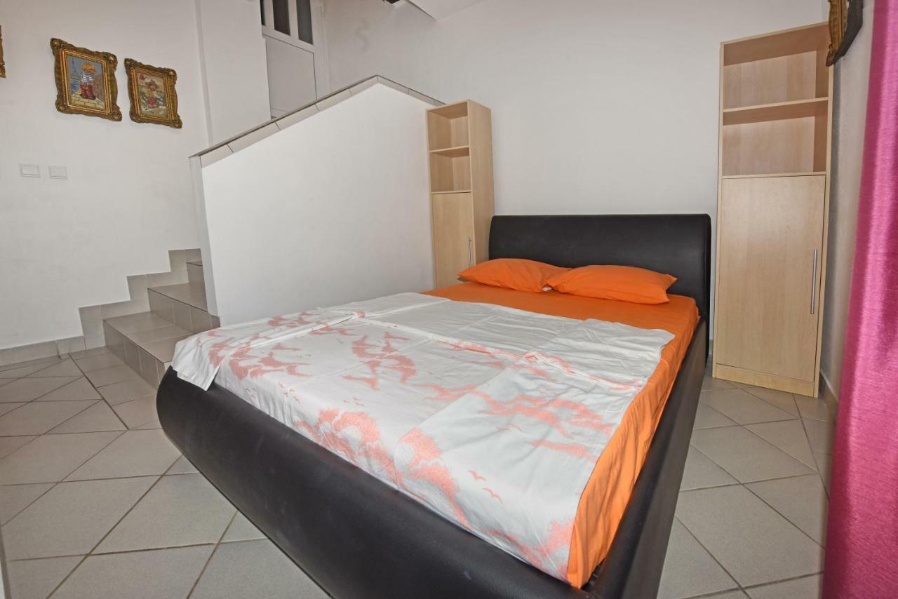 Apartments Nena Funtana Kültér fotó